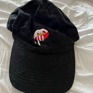 Kylie Jenner Lip Hat